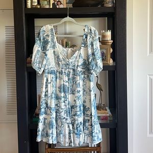 Gianni Bini Tory V-Neck Babydoll Dress